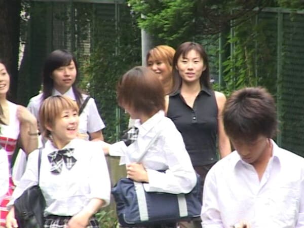 女教師玲子 （24歳） 禁断の美術室  –  ピンク映画